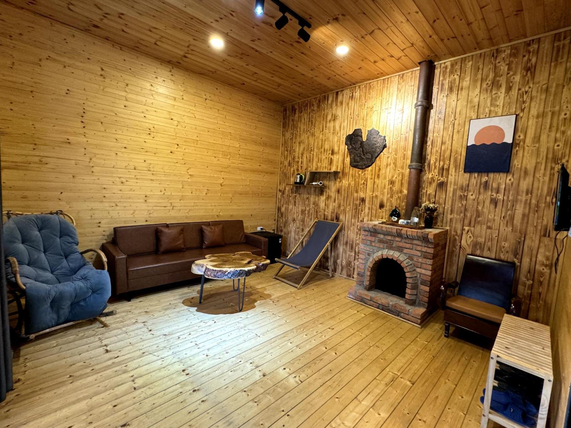 T'Mang Deeng Homestay Kon Von Kla Екстер'єр фото